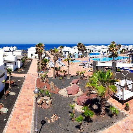 Vik Coral Beach Hotel Playa Blanca  Exterior photo